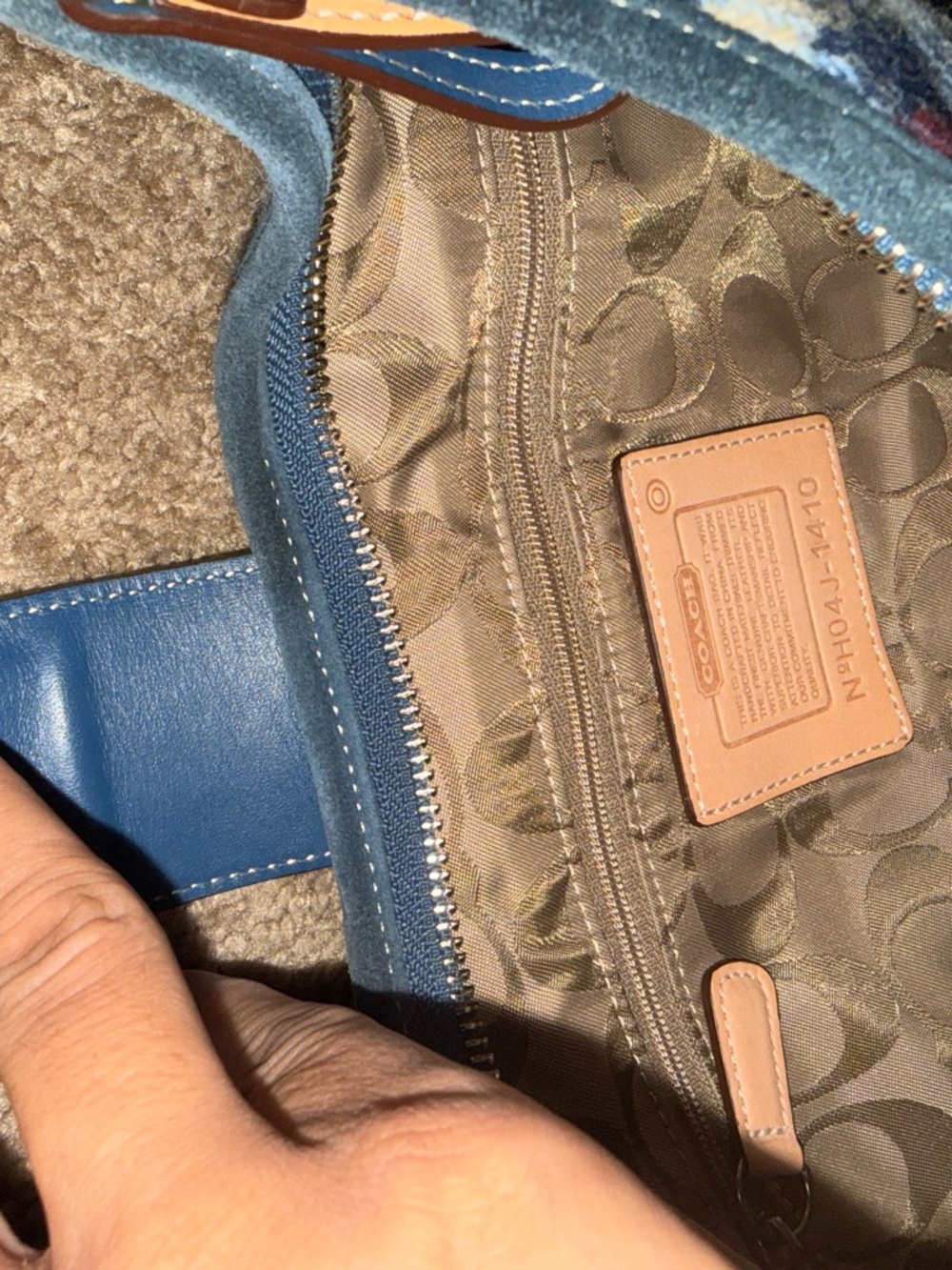 SUPER RARE Coach Plaid Hat & Shoulder Bag Set - Blue, Red, Cream - Picture 5 of 9